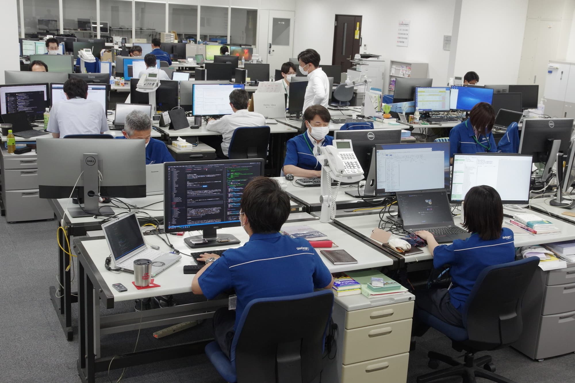 company_header01_v2.jpg